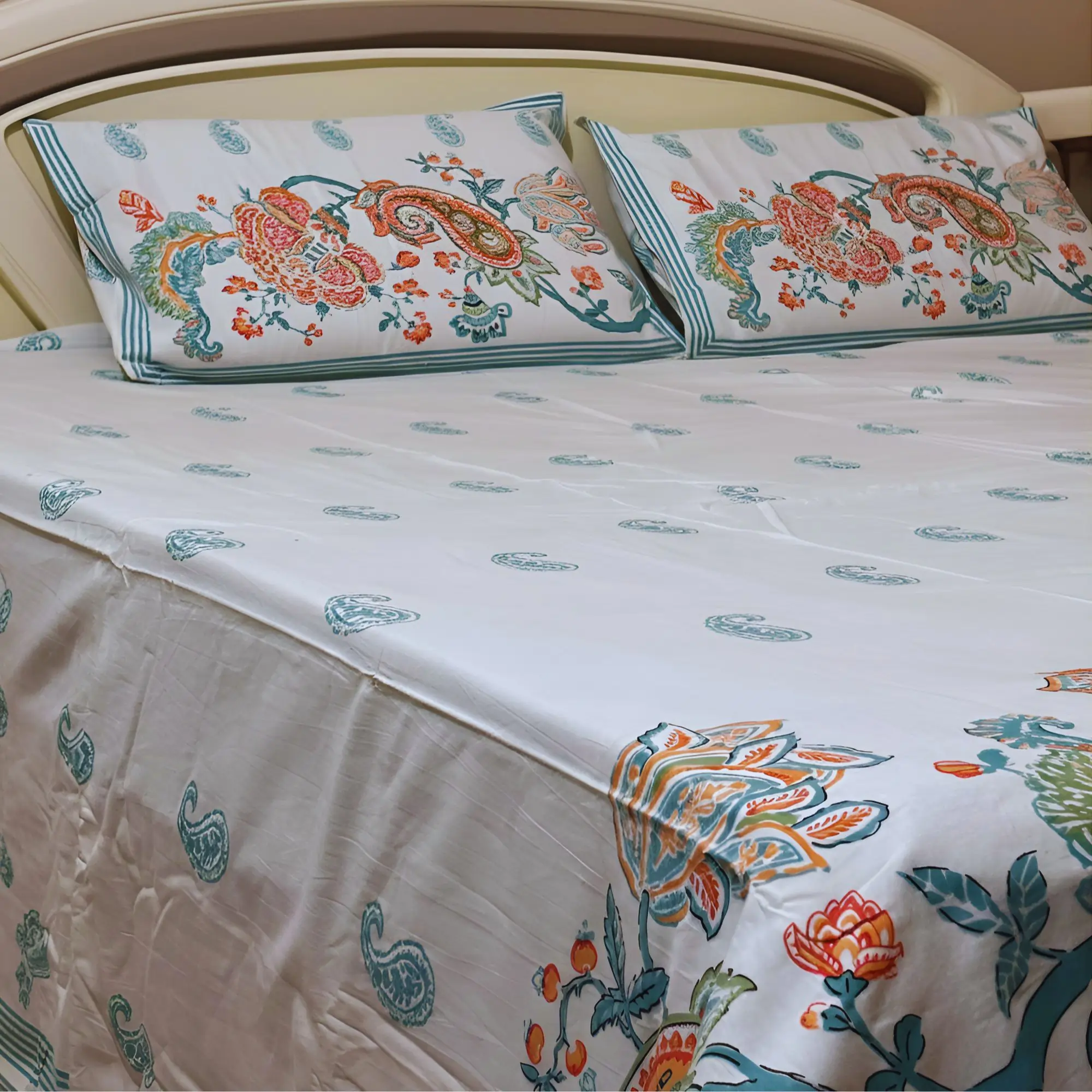 floral-sky-white-bedroom1