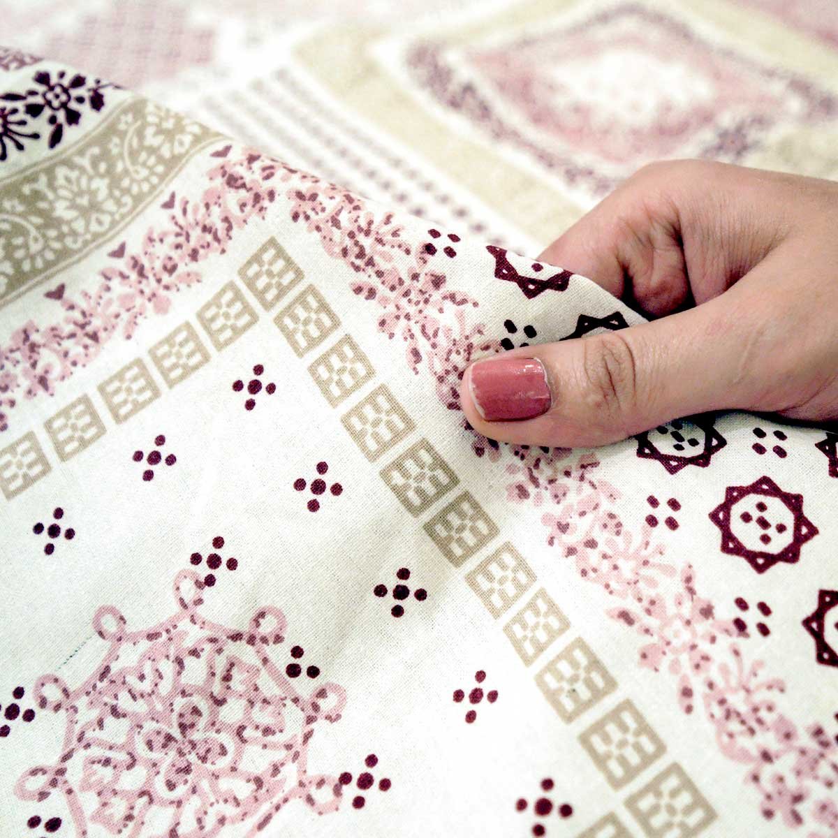 senora-elegant-ethnic-floral-cotton-king-size-bedsheet senora-elegant-ethnic-floral-cotton-king-size-bedsheet